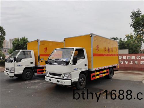 江鈴(ling)3噸爆(bao)破器材運輸車